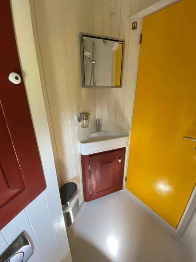 Guesthouse Gjoel Gjøl Εξωτερικό φωτογραφία